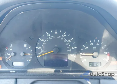 2002 Mercedes-Benz E 320 Special Edition from USA, damaged, VIN WDBJF65J42B487507